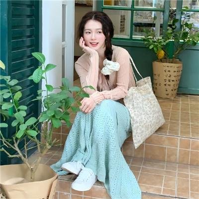 三十青红灯海报