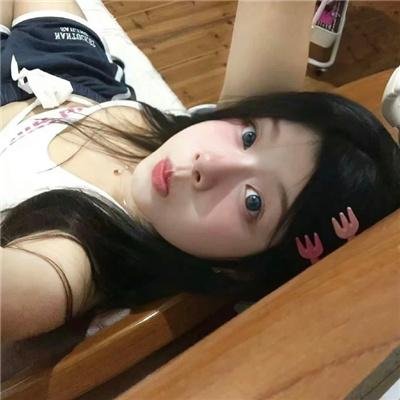 联结海报